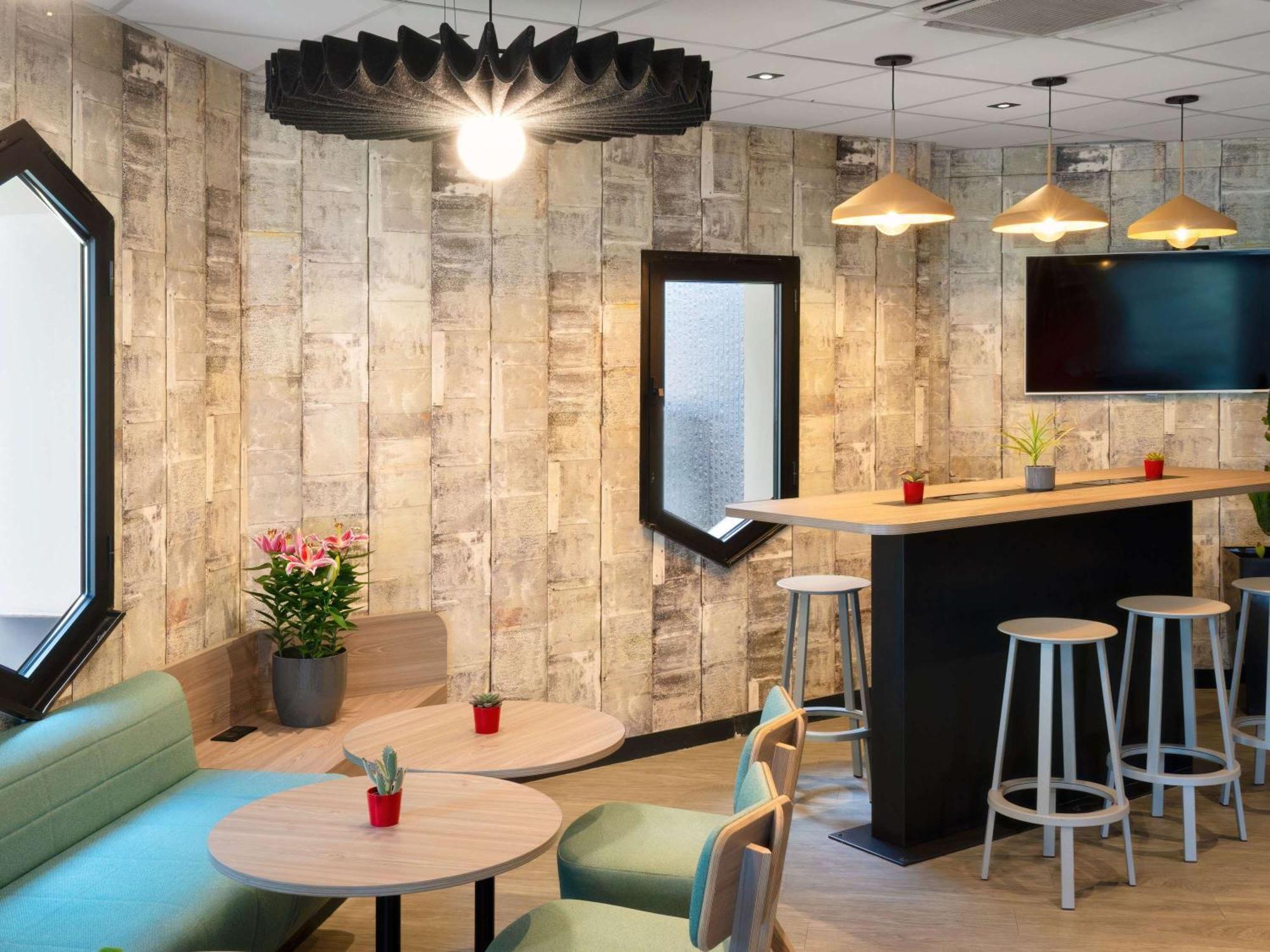 Ibis Cergy Pontoise Le Port Hotel Kültér fotó